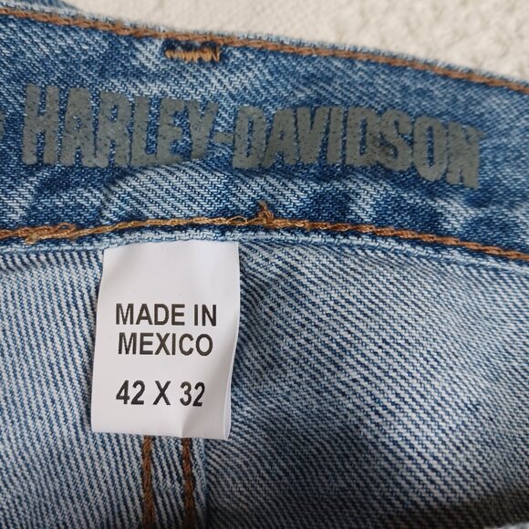 Harley Davidson Men's Jean size 42 X 32 Loose Straight Leg (Relaxed) - Picture 4 of 12